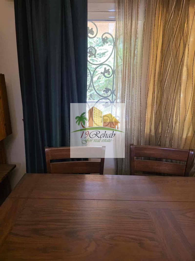 4 3f010062-aef7-4d93-8641-c70fae0e5185. jpg