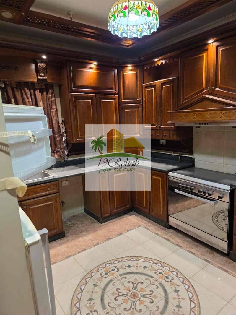 10 eaab6a81-5ff3-49d2-993e-1ff46efc0eab. jpg