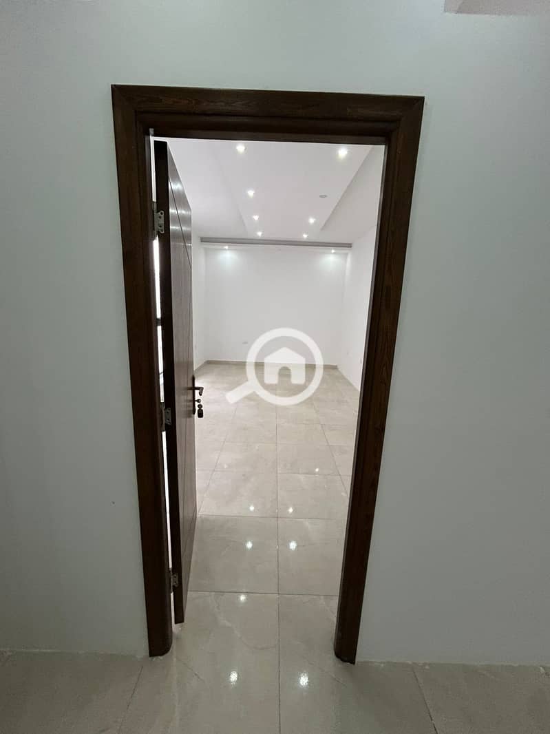 7 106 8,000,000     . jpg