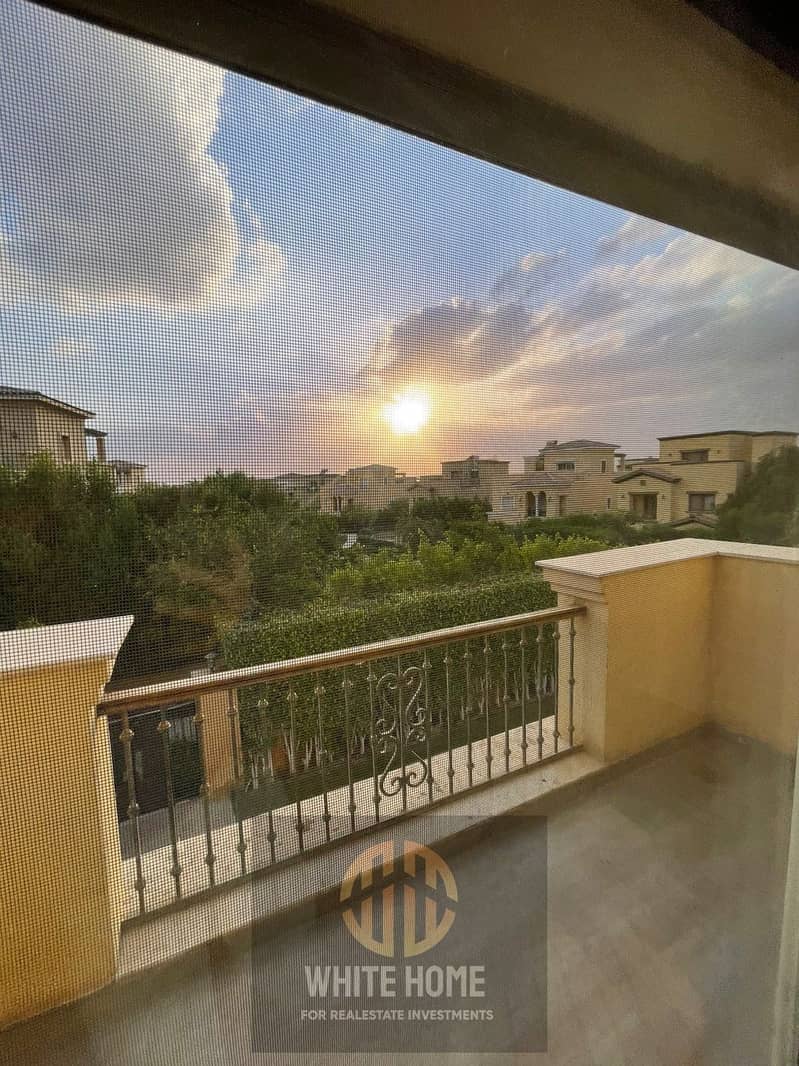 15 25b91abd-d57f-4dff-88ca-9d8b191fa022. jpeg