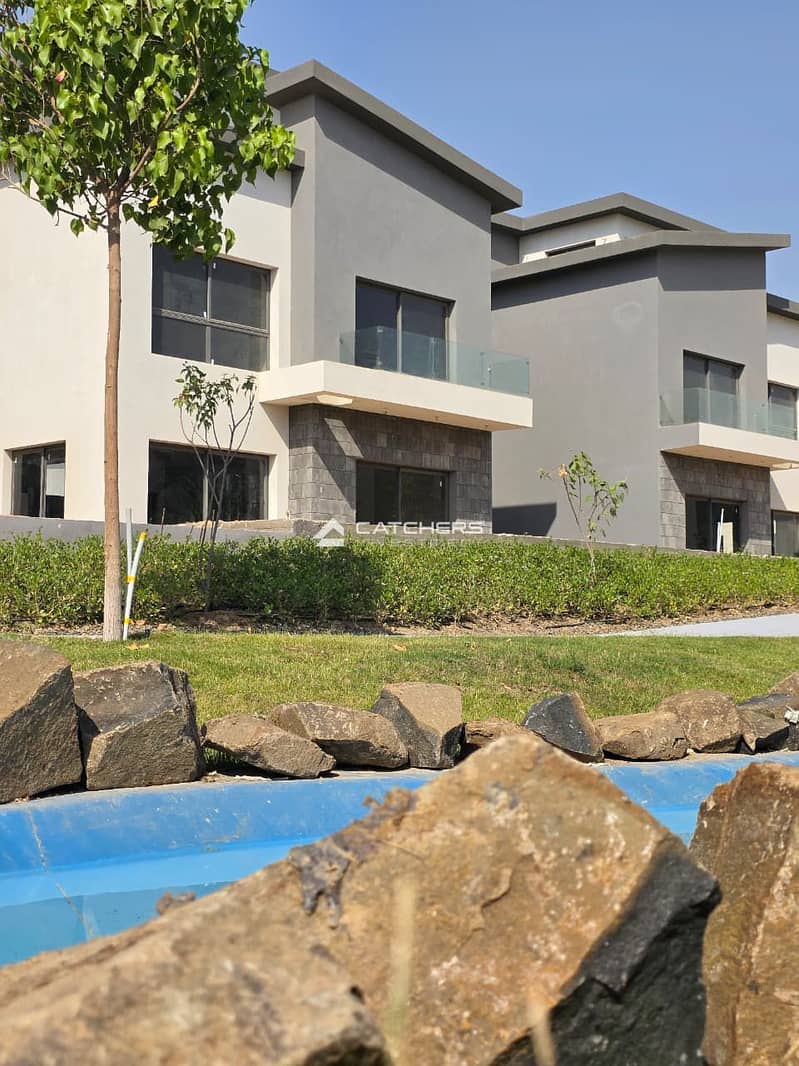 10 WhatsApp Image 2025-11-05 at 13.04. 30_d4a30fc1. jpg