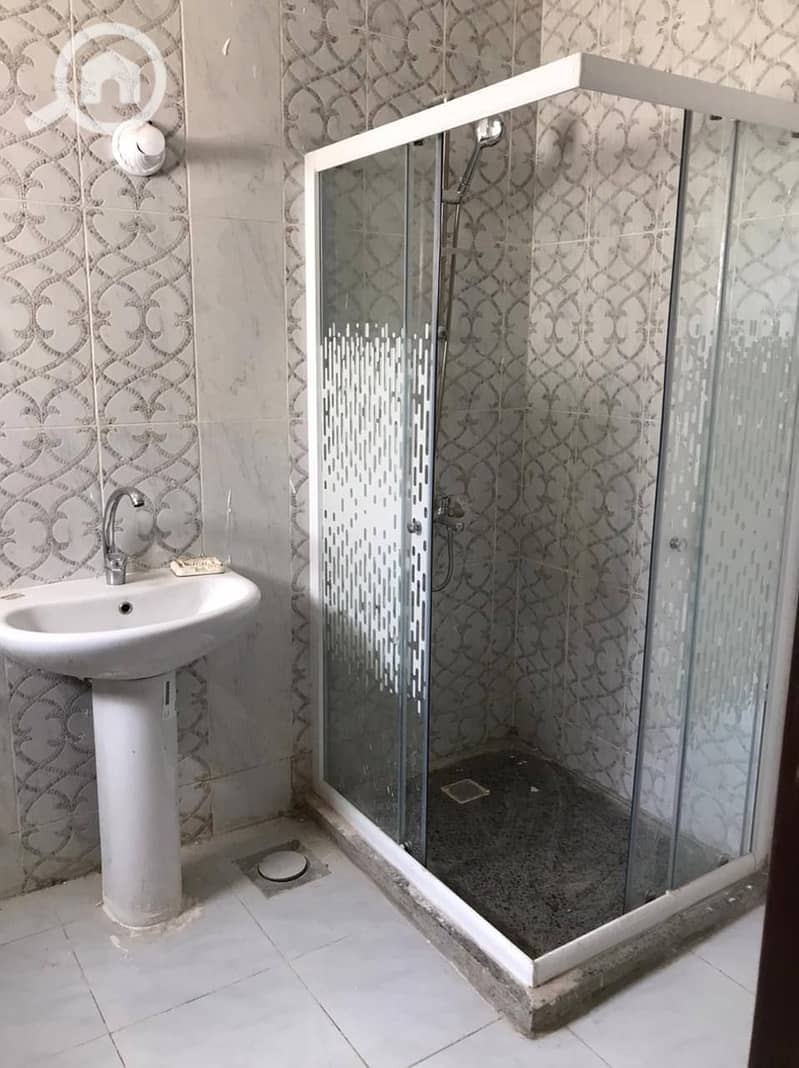 6 WhatsApp Image 2025-11-22 at 13.29. 15_9c365fcd. jpg