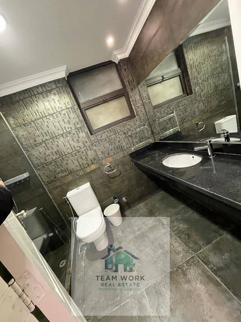 4 WhatsApp Image 2025-11-22 at 6.15. 34 PM. jpeg