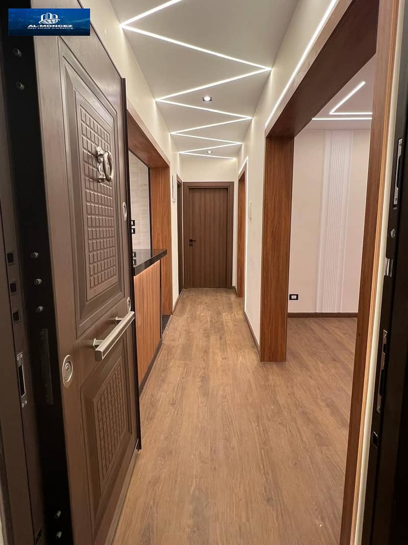 5 WhatsApp Image 2025-11-22 at 18.36. 35_7f1483d6. jpg