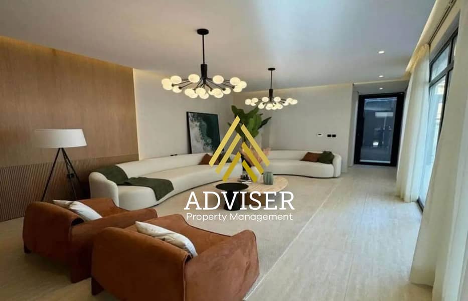 2 7778692-fcfb9o (1). jpg