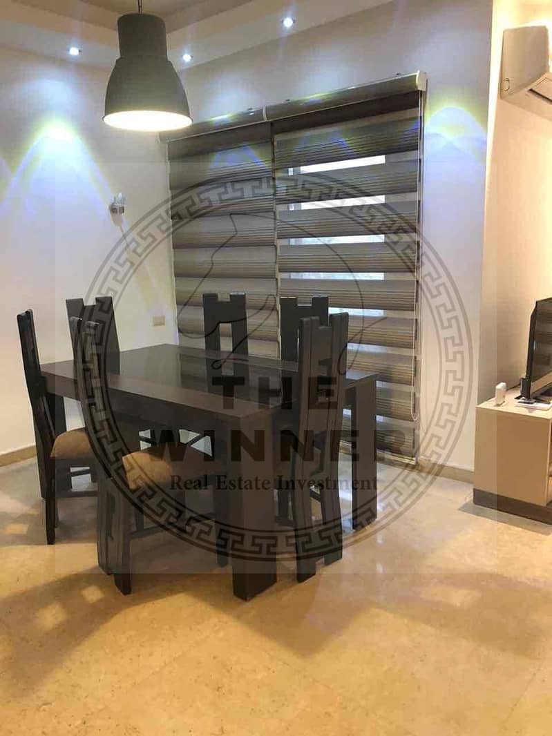 2 b10235a9-0a12-483f-85f6-27795845d95c. jpg