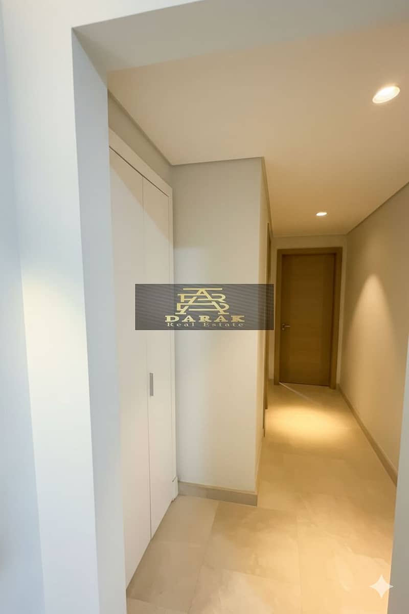 2 Gemini_Generated_Image_a50r2ma50r2ma50r. png