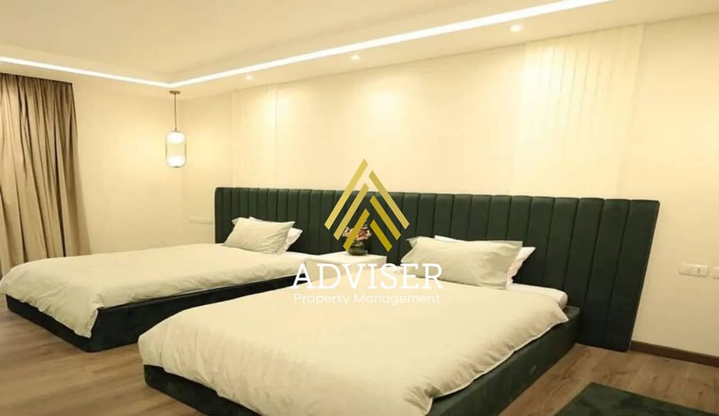 10 7778692-7f565o. jpg