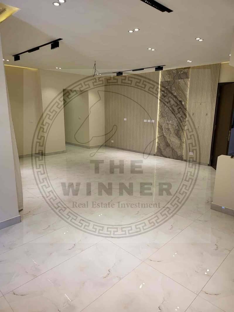 3 b740ec71-e57e-4c57-a887-64efd7483d6f. jpg