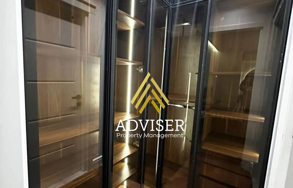 4 8240919-b6965o. jpg