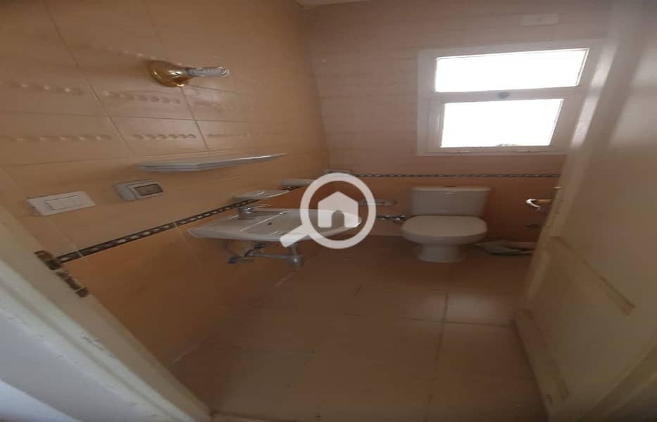 13 f9ca5343-d681-4365-80aa-aa7fe9654985. jpg