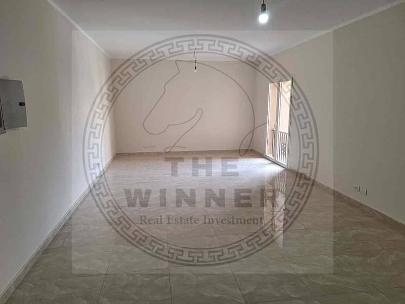 12 1f23d3b3-4541-492f-aaf4-4b417353924a. jpg