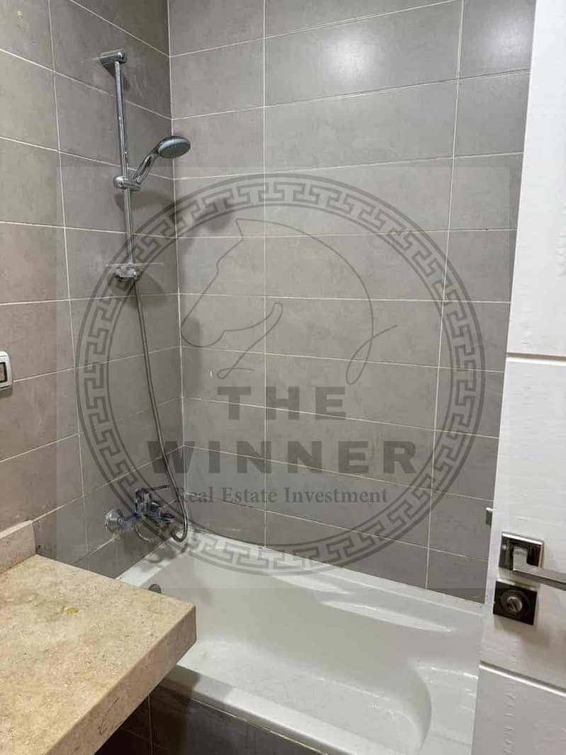 14 55e8af98-66c1-4387-80b2-0b5ec808e3fe. jpg