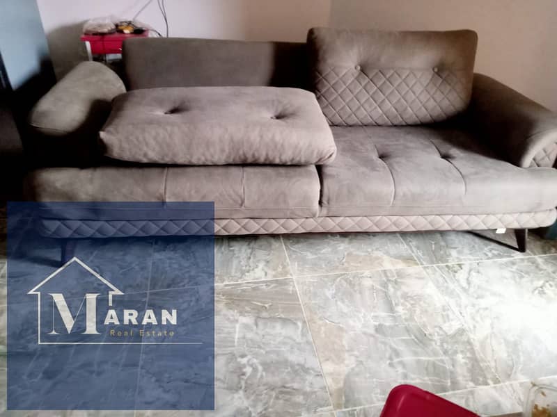 4 212e1a75-50cb-4110-98a0-610002fa3250. jpg