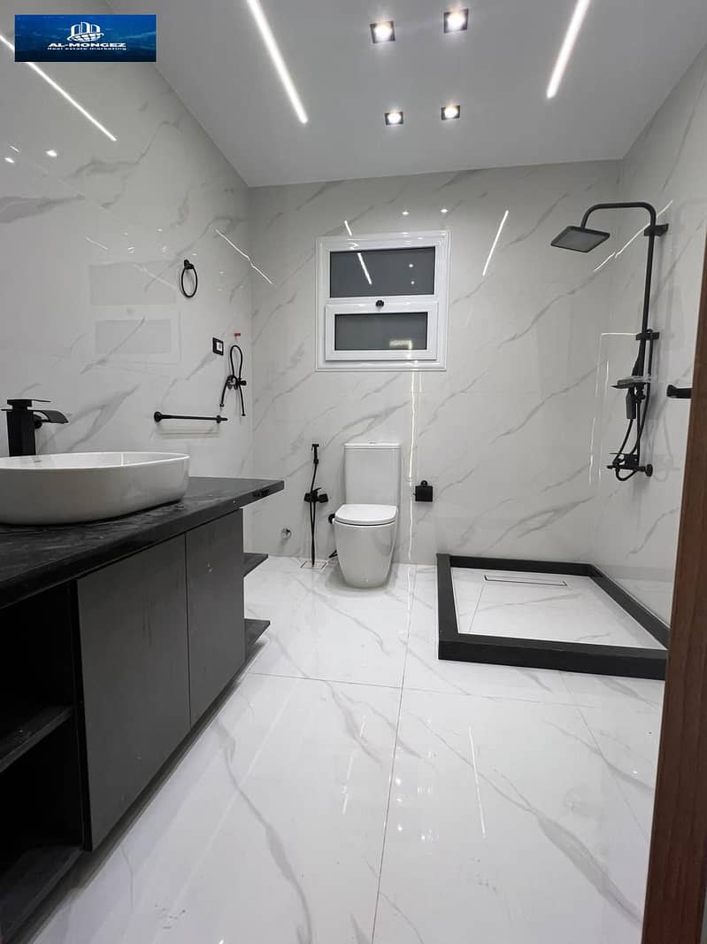 10 صورة واتساب بتاريخ 1447-06-01 في 19.22. 35_289de0af. jpg