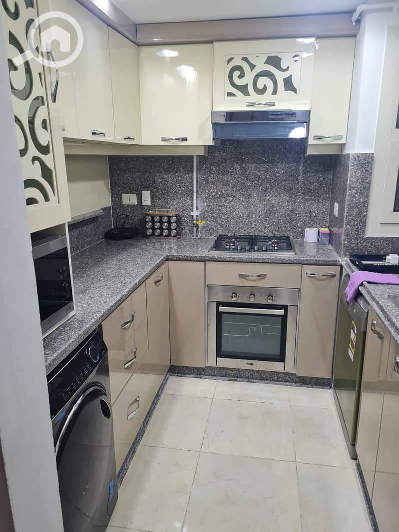 27 WhatsApp Image 2025-11-22 at 17.40. 54 (1). jpeg