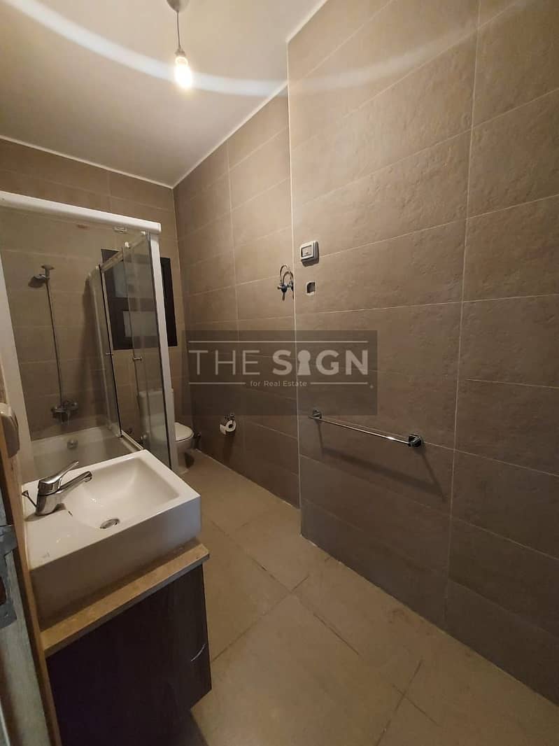 6 WhatsApp Image 2025-11-22 at 7.52. 55 PM. jpeg