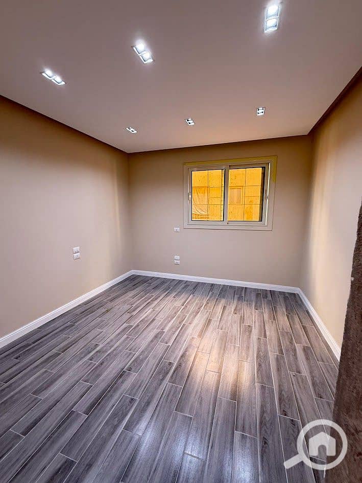 3 8c0bd835-74e4-44a5-a89a-a36db84c6401. jpg