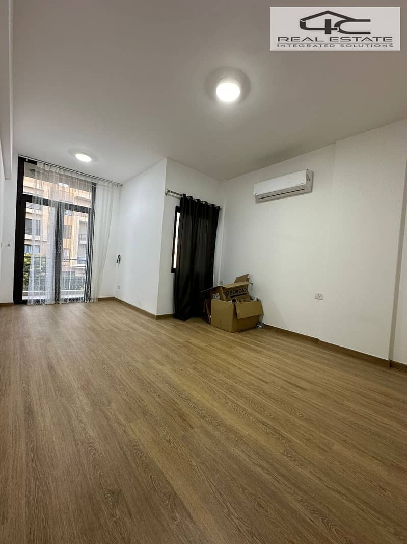 4 WhatsApp Image 2025-02-17 at 3.18. 46 PM (2). jpeg