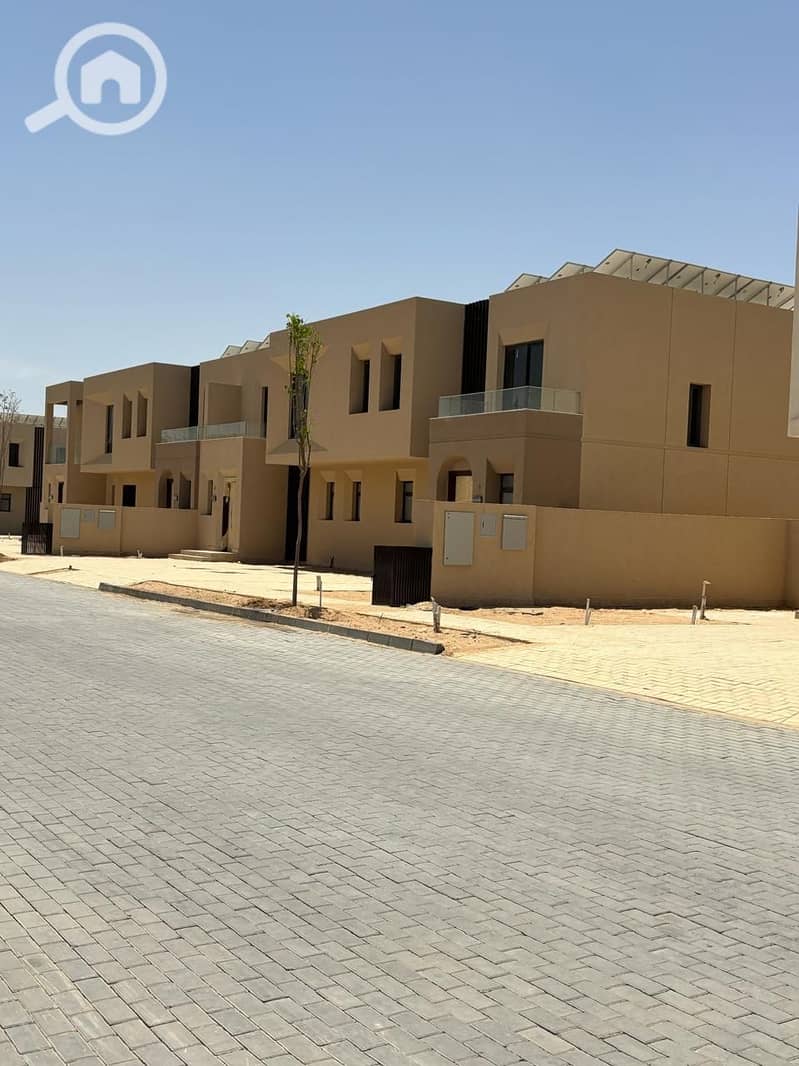 2 WhatsApp Image 2025-05-12 at 12.31. 03 (2). jpeg