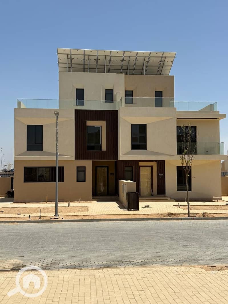 8 WhatsApp Image 2025-05-12 at 12.31. 03 (1). jpeg