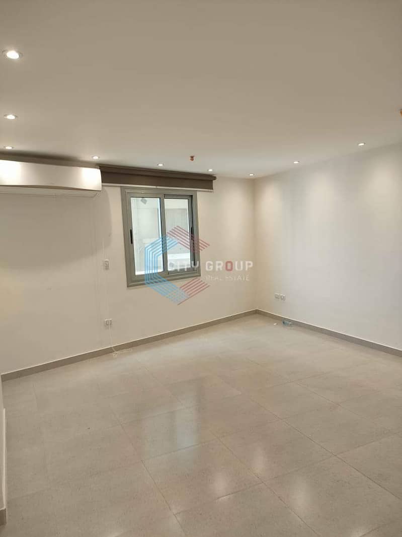 2 7b16ab35-e4e7-4020-8241-238f804fa16f. jpg