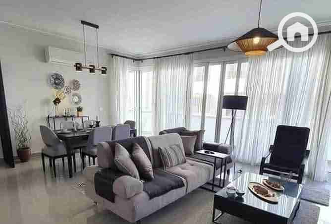 4 FB_IMG_1763836342931. jpg