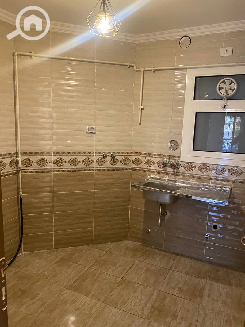 4 WhatsApp Image 2025-11-22 at 21.13. 30_cd89fb0f. jpg