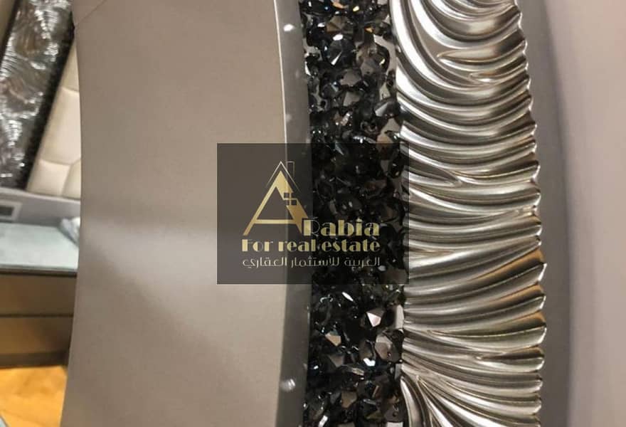 5 732e9246-4b31-4415-8a6a-4051c738ccea. jpg