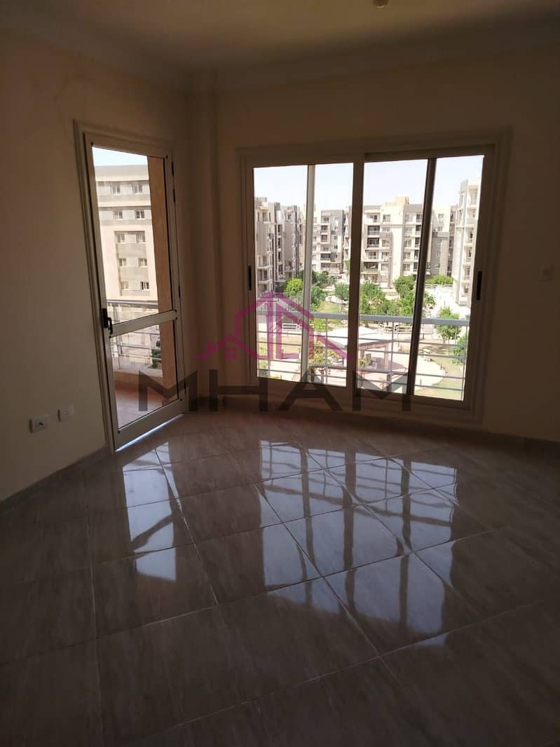 12 photo_5837037559916202788_y. jpg