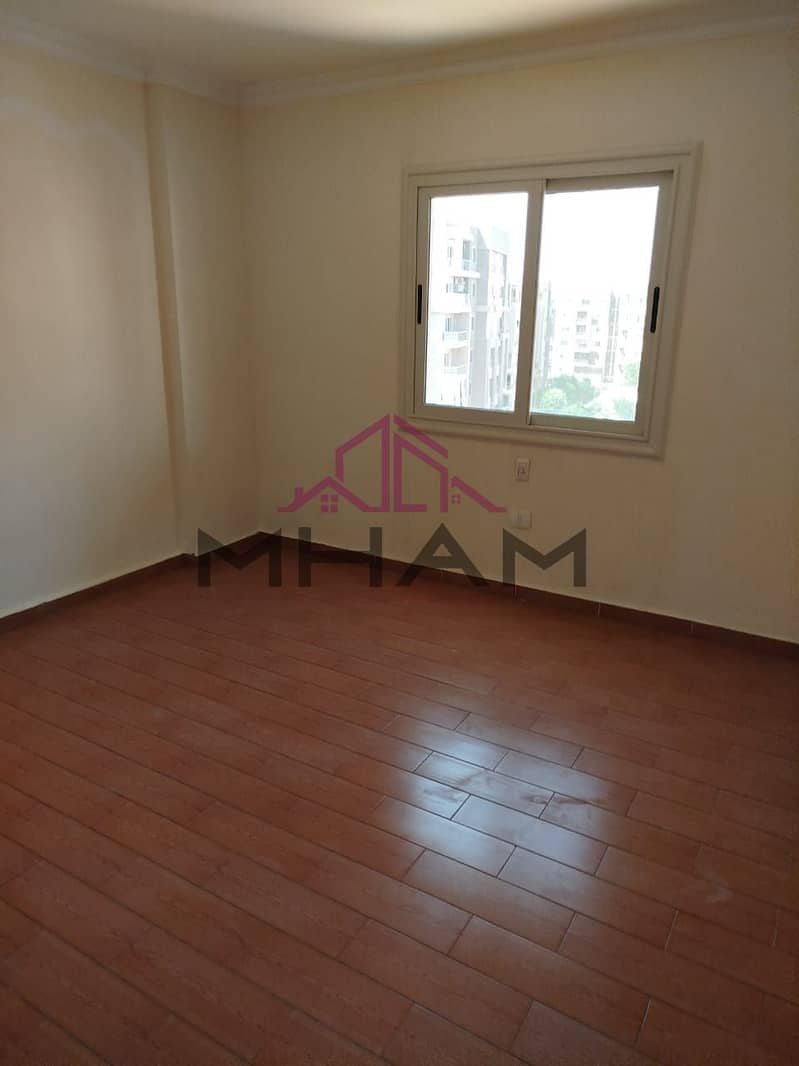 16 photo_5837037559916202793_y. jpg