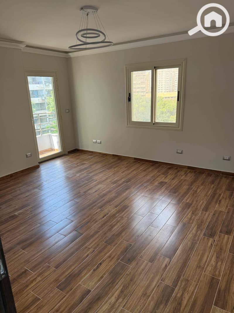 9 af36f1e5-2fb8-4362-af33-84f0d1f66276. jpg