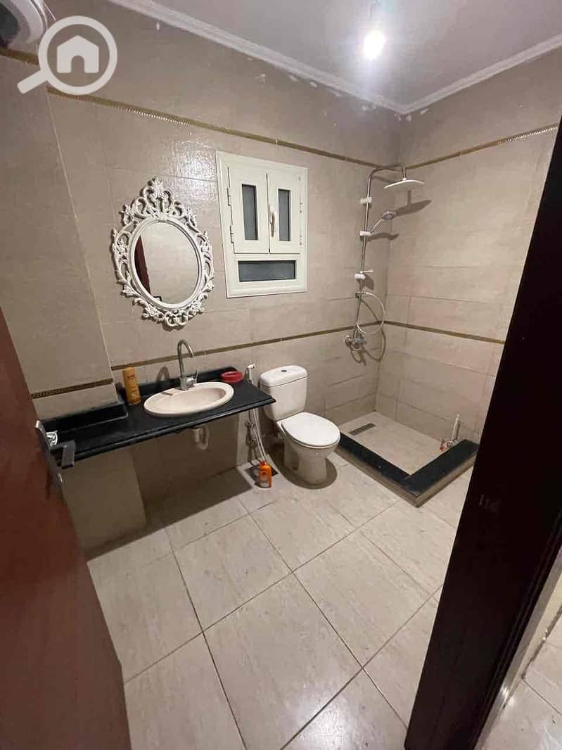 6 858f1cc1-8874-484f-8f1f-d932229c7c5e. jpg