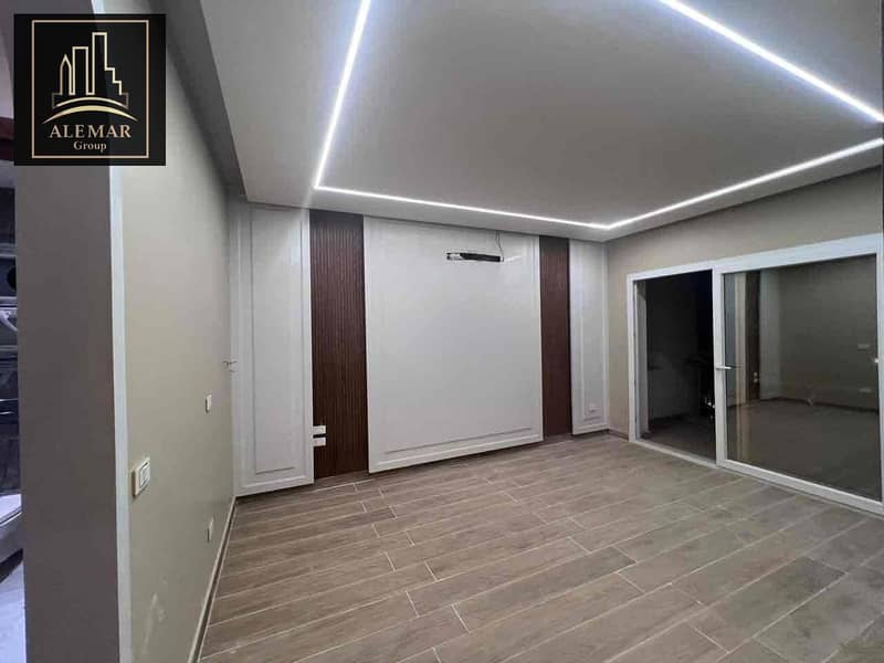 2 ccfac21c-9bec-4bd3-b7a2-8e195685e196. jpg