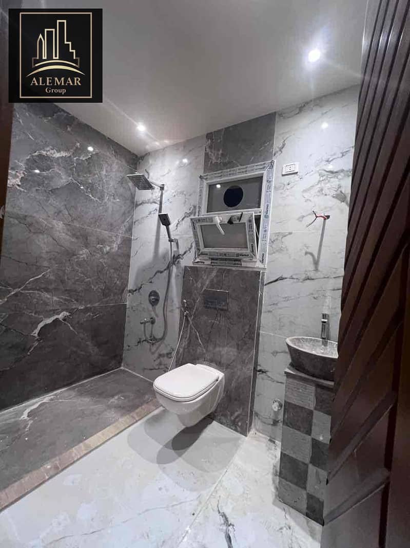 7 04ecb88e-fe18-41cf-b1f7-e37e3207f049. jpg