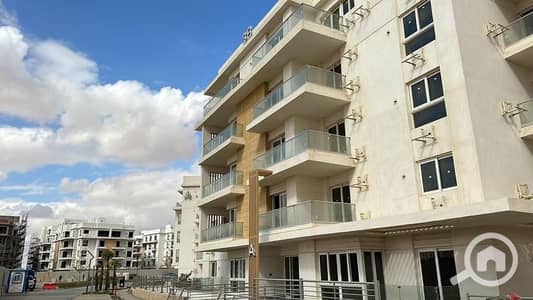 شقة 3 غرف نوم للبيع في 6 أكتوبر، الجيزة - WhatsApp Image 2025-11-18 at 05.17. 07_e364c4a9. jpg