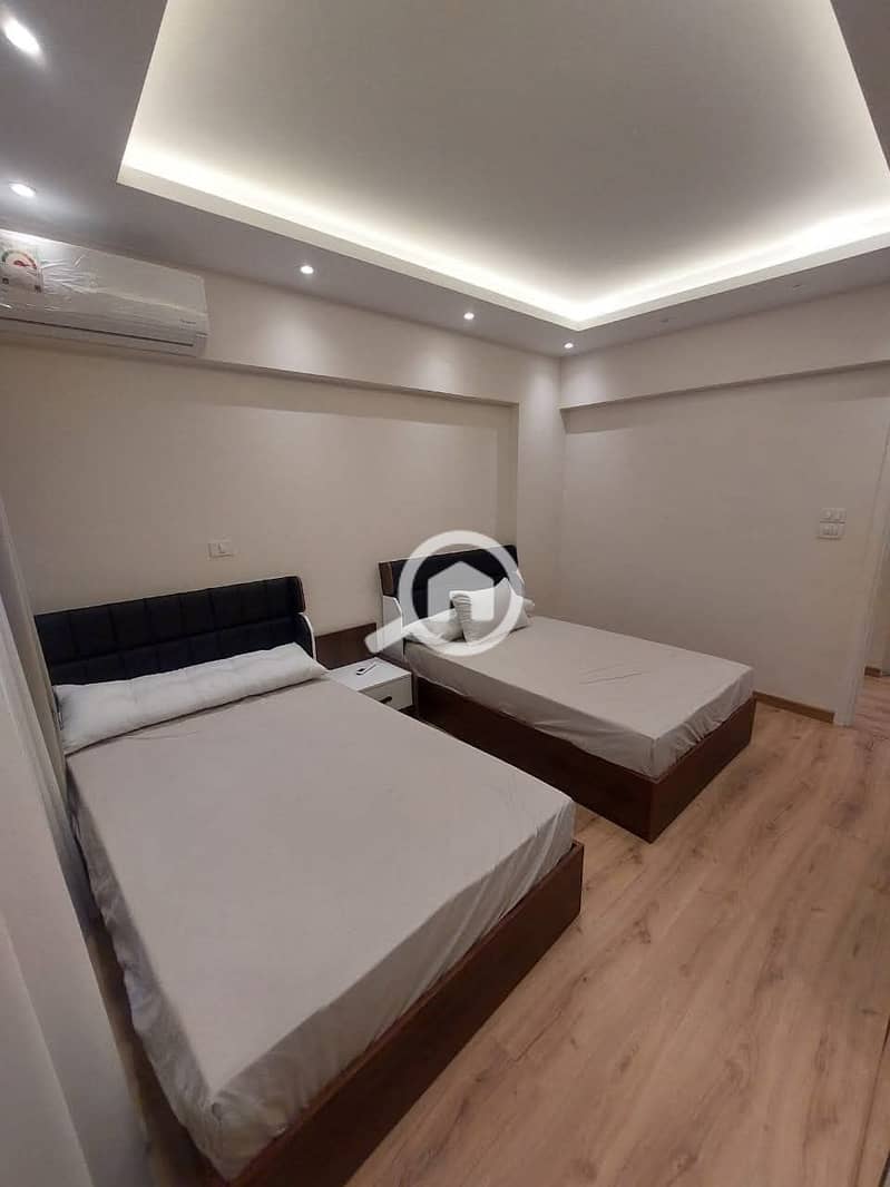 5 4c0ecf26-f57b-49a1-b70b-ae030337d011. jpeg