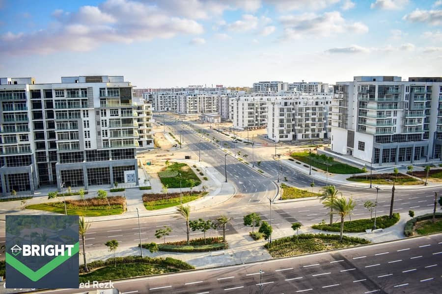 10 57f58bd1-7510-4cd1-a6ce-068f0ba1e650. jpg