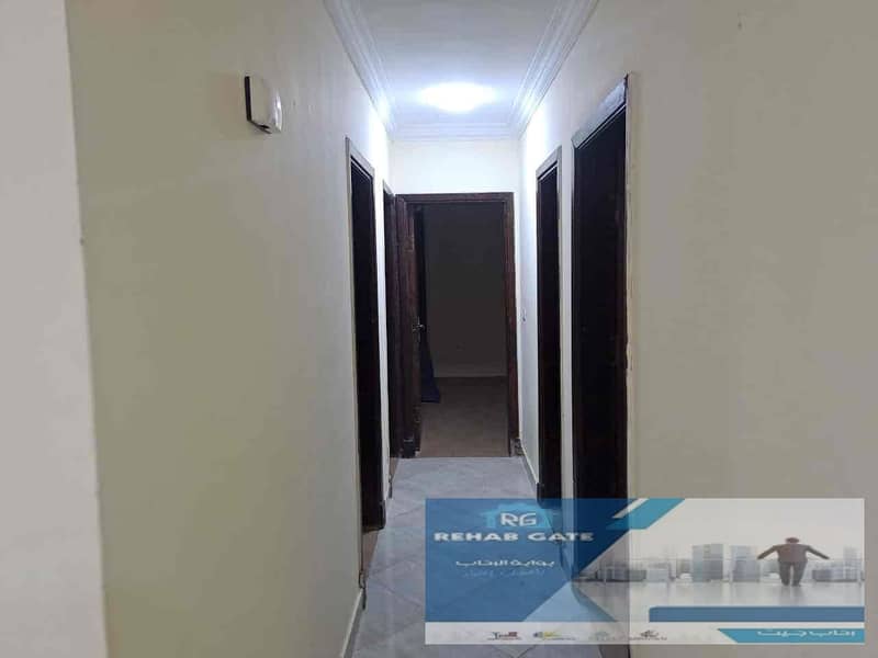 7 c94c3e60-b808-4a0d-92e7-93d904643ae4. jpg