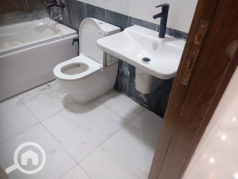 8 WhatsApp Image 2025-11-22 at 8.06. 09 PM (1). jpeg