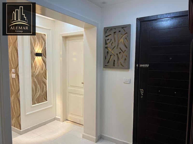 9 8fee99cc-f692-45eb-a810-22c9bf982fb5. jpg