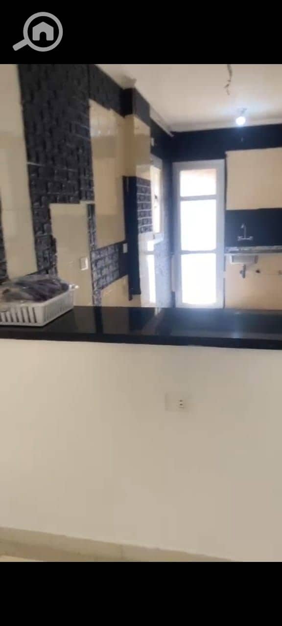 6 a32e46e4-0828-4973-bb17-13bc0dbd17ee. jpeg