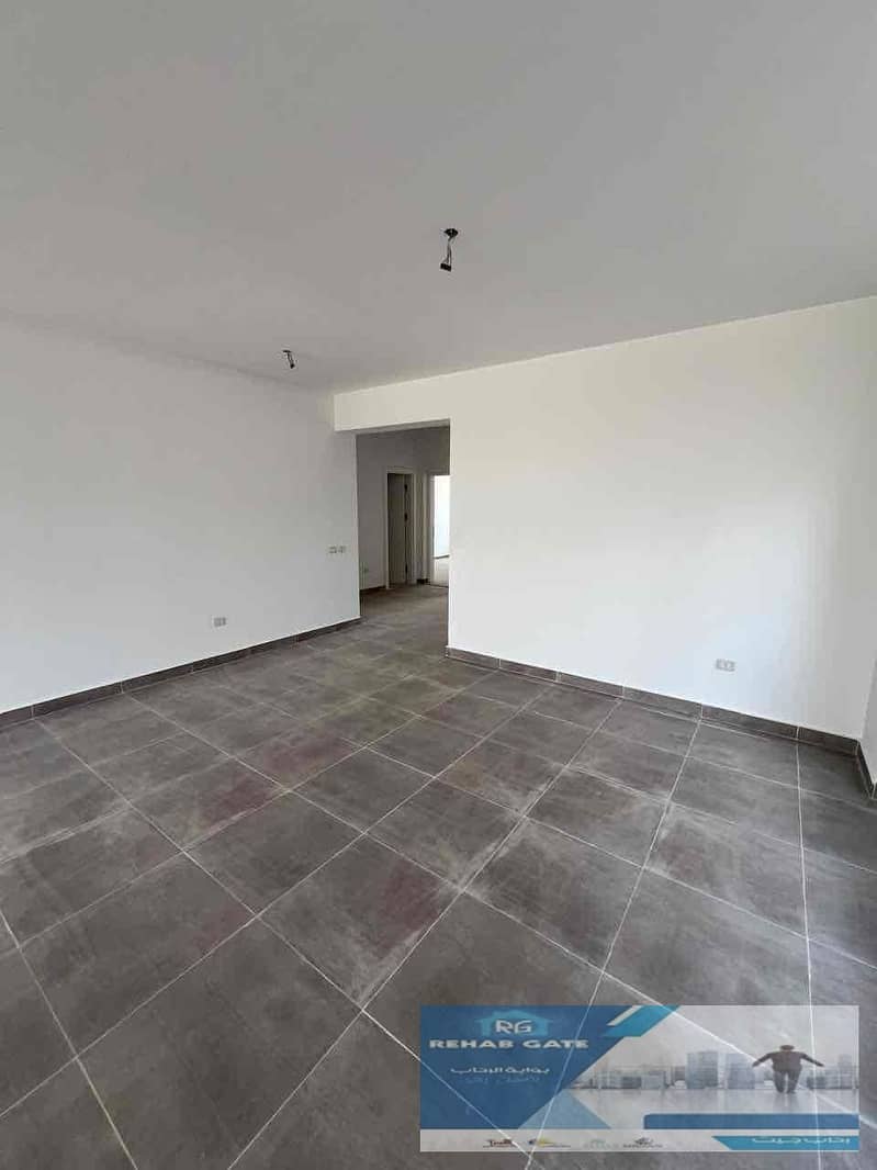 22 5a620377-09fd-4a40-b37d-7c71c2025ebc. jpg