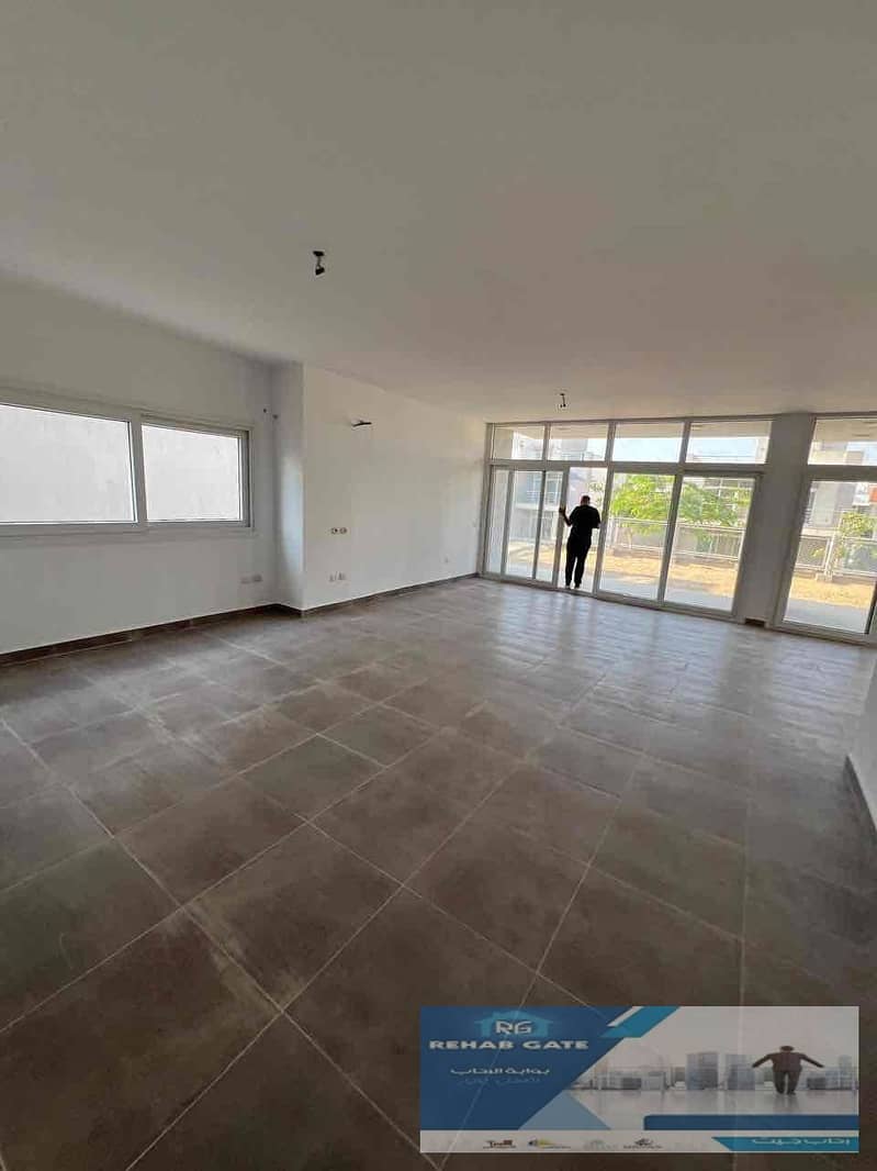 25 e158d175-7982-4562-afc6-1471c73c1051. jpg