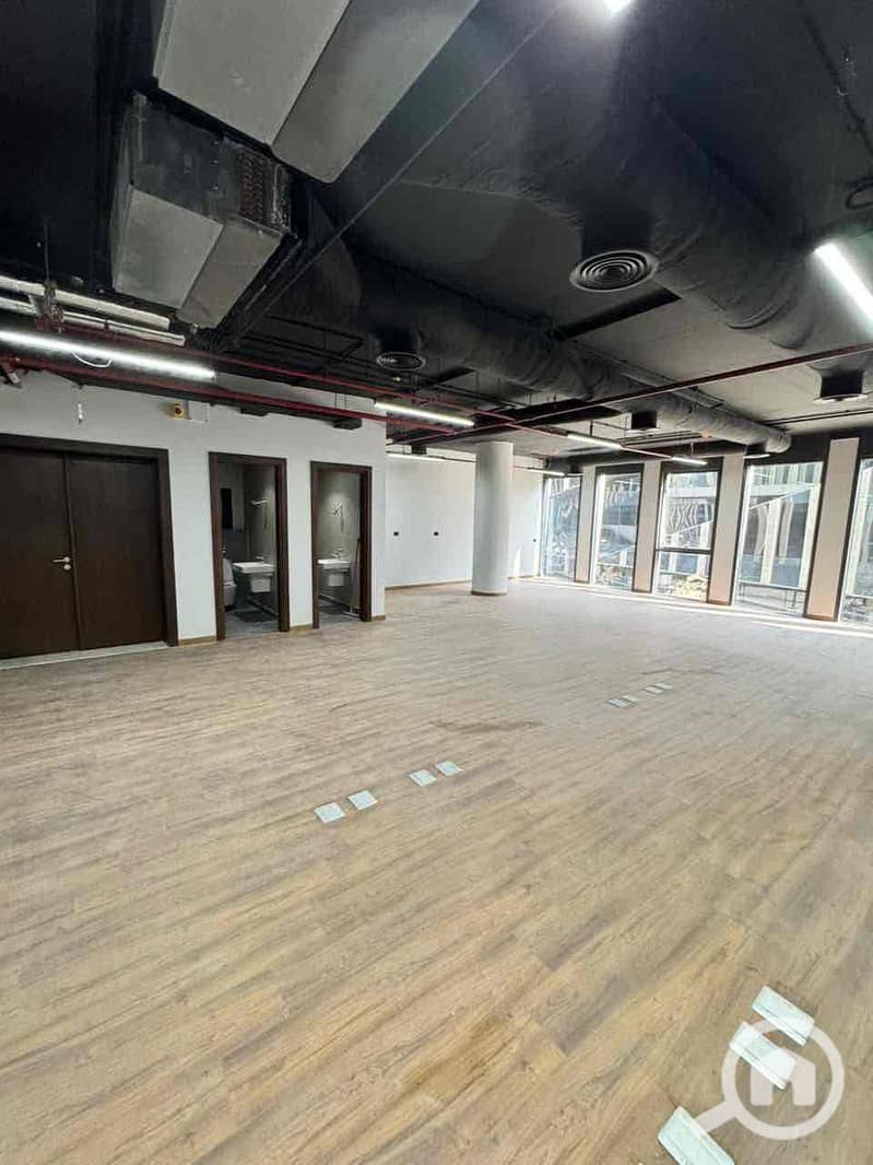 8 49d2d59a-886d-4ab1-9ddd-052674c416e0. jpg