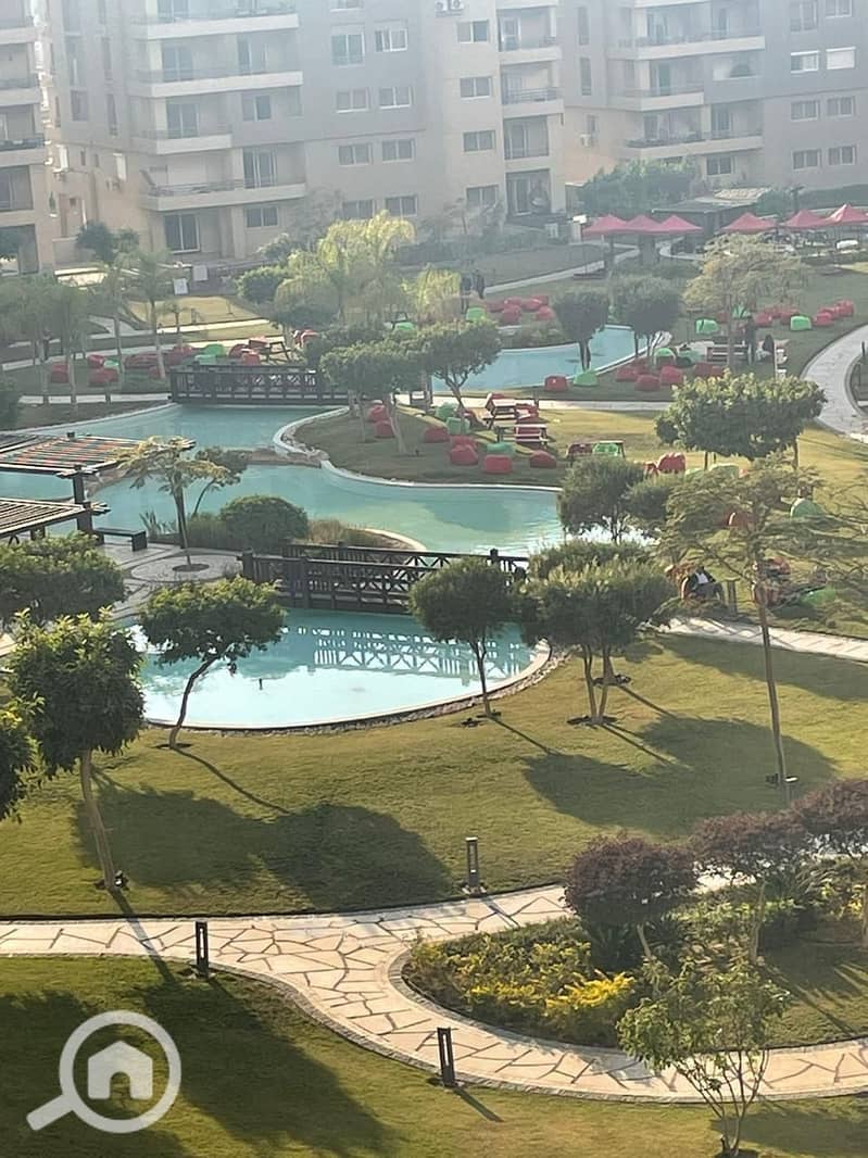 9 cc0f696e-6854-4d67-834a-82cd92779148. jpg