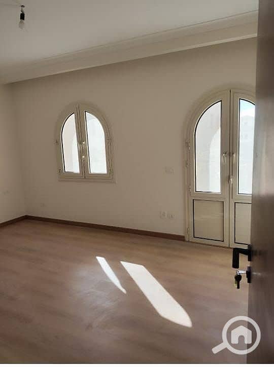 6 561dab52-74fb-4848-8f8c-e3d8db5f7b16. jpeg