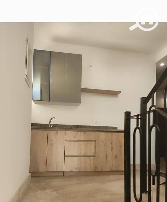 8 9bd71008-9543-4e48-8fca-357e2b77a825. jpeg