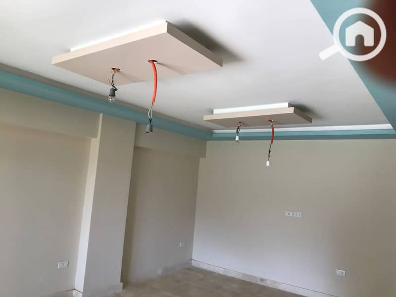 8 cc18f4ce-c52a-475c-9701-594033b5e144. jpg