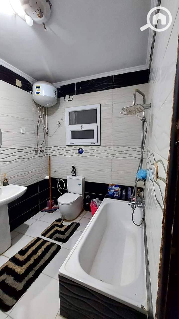 12 717cb60e-a877-4d50-b130-1430c82861e7. jpeg